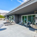 Rent 3 bedroom apartment of 185 m² in Palm Springs
