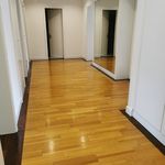 Miete 5 Schlafzimmer wohnung von 181 m² in Zürich