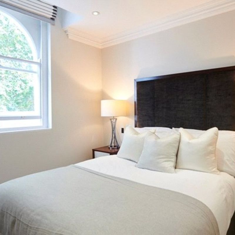 2 bedroom Flat / Apartment to rent in Kensington Garden Square, London, W2 | pastorre Bayswater