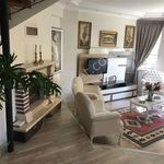 Rent 6 bedroom house of 400 m² in Bursa
