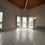 Rent 3 bedroom apartment of 78 m² in Ciboure