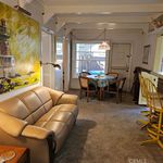 Rent a room of 55 m² in Newport Beach