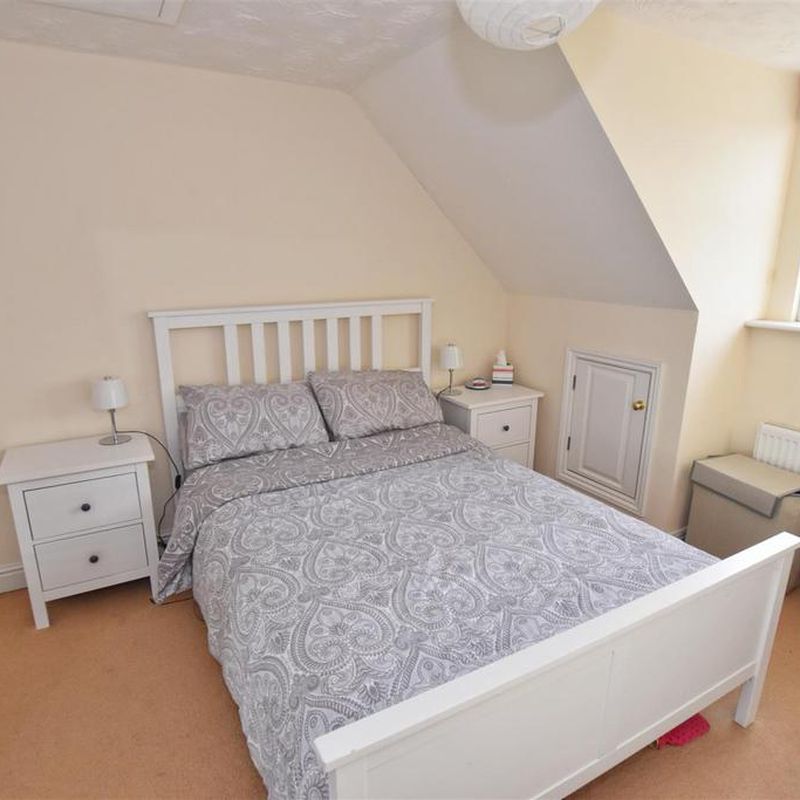 3 bedroom semi-detached house to rent Bowthorpe