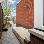 Huur 4 slaapkamer huis van 150 m² in Zevenhuizen