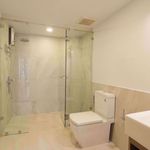 Rent 5 bedroom house of 325 m² in Khlong Tan Nuea
