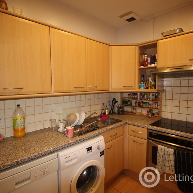 3 Bedroom Flat to Rent at Edinburgh, Hillside, Leith-Walk, England Calton