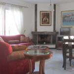 Rent 4 bedroom house of 270 m² in Kifisia