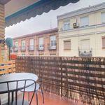 Rent a room of 92 m² in Madrid