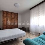 Rent 5 bedroom apartment of 80 m² in Venezia