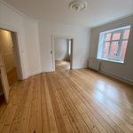 Lej 2-værelses lejlighed på 77 m² i Randers C