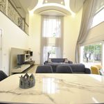 Rent 7 bedroom house of 460 m² in Antalya
