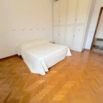 Rent 5 bedroom apartment of 130 m² in Firenze