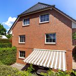 Norderstedt-Mitte near Hamburg, spacious 3 room basement apartment with a large terrace.