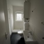 Großzügig geschnittene 3-Zimmer-Wohnung mit Dusche in ruhiger Lage zu sofort!