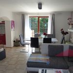 Pronajměte si 3 ložnic/e byt o rozloze 93 m² v Stráž nad Ohří
