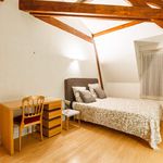 Rent 1 bedroom apartment of 90 m² in Paris