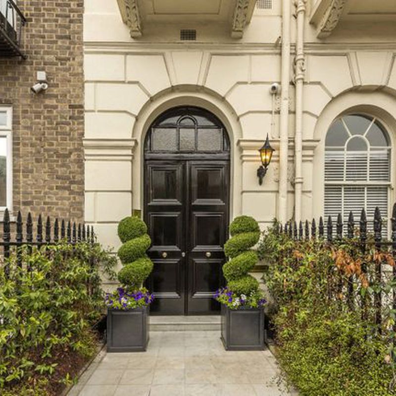 Terraced house to rent in Hyde Park Street, Hyde Park W2 Craigarogan
