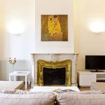Rent 1 bedroom apartment of 72 m² in Bordeaux
