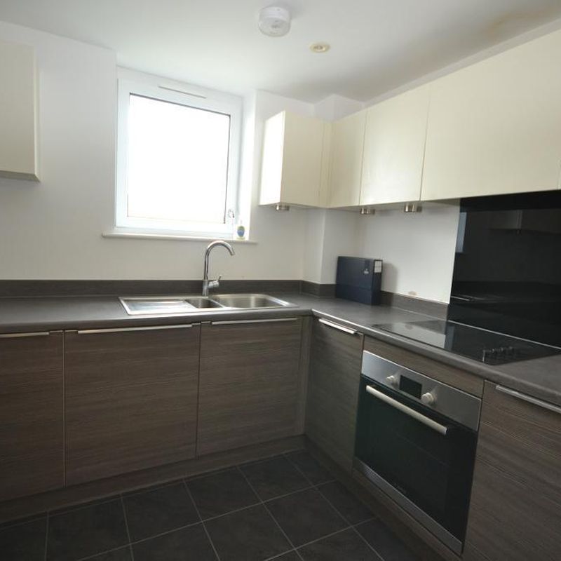 Oakgrove, Milton Keynes MK10 1 bed apartment to rent - £1,095 pcm (£253 pw) Middleton