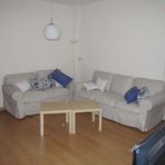 Rent a room of 136 m² in Zaragoza