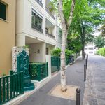 Rent 1 bedroom apartment of 30 m² in Paris 20e Arrondissement