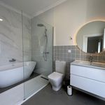 Rent 4 bedroom apartment of 180 m² in Estoril