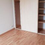 Rent 3 bedroom apartment of 690 m² in Royan