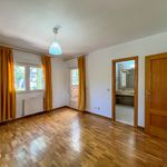 Rent 3 bedroom house of 174 m² in Alpedrete