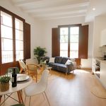 Rent a room of 73 m² in Barcelona