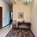 Affitto 4 camera appartamento di 110 m² in Sanremo