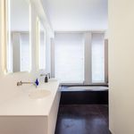 Rent 1 bedroom apartment of 200 m² in Antwerpen