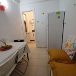 Rent a room of 195 m² in Barcelona