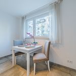 Miete 3 Schlafzimmer wohnung von 82 m² in Frankfurt am Main