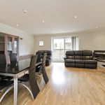 Rent 5 bedroom flat of 177 m² in Brentford