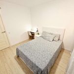 Rent a room of 90 m² in Cerdanyola del Vallès