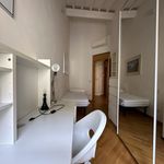 Affitto 3 camera appartamento di 85 m² in Firenze