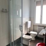 Affitto 3 camera appartamento di 80 m² in Piacenza