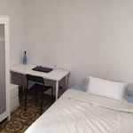 Rent a room of 90 m² in Zaragoza