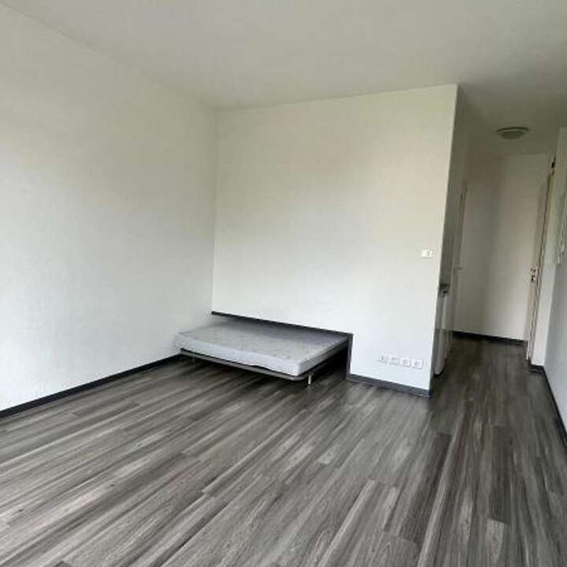Location appartement 1 pièce 21 m² Niort (79000)