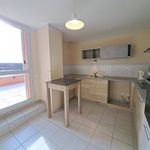 Rent 4 bedroom apartment of 92 m² in Viriat