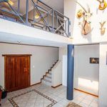 Rent 3 bedroom house of 1037 m² in City of Tshwane