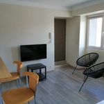 Appartement de 220 m² avec 1 chambre(s) en location à Bagnols-sur-Cèze