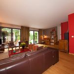 Appartement de 165 m² avec 1 chambre(s) en location à Paris