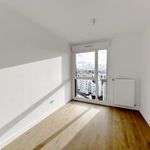 Rent 5 bedroom apartment of 132 m² in Clichy