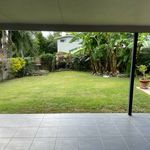 Rent 5 bedroom house in Airlie Beach - Cannonvale