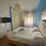 Affitto 2 camera appartamento di 57 m² in Napoli