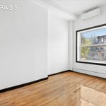 Rent 3 bedroom apartment of 72 m² in Brooklyn