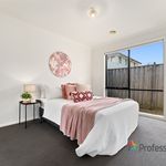 Rent 4 bedroom house of 5260 m² in Melbourne