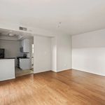 Rent 3 bedroom apartment of 123 m² in Los Angeles