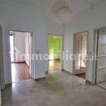 Rent 5 bedroom apartment of 203 m² in Brugherio